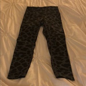 Lululemon cropped leggings